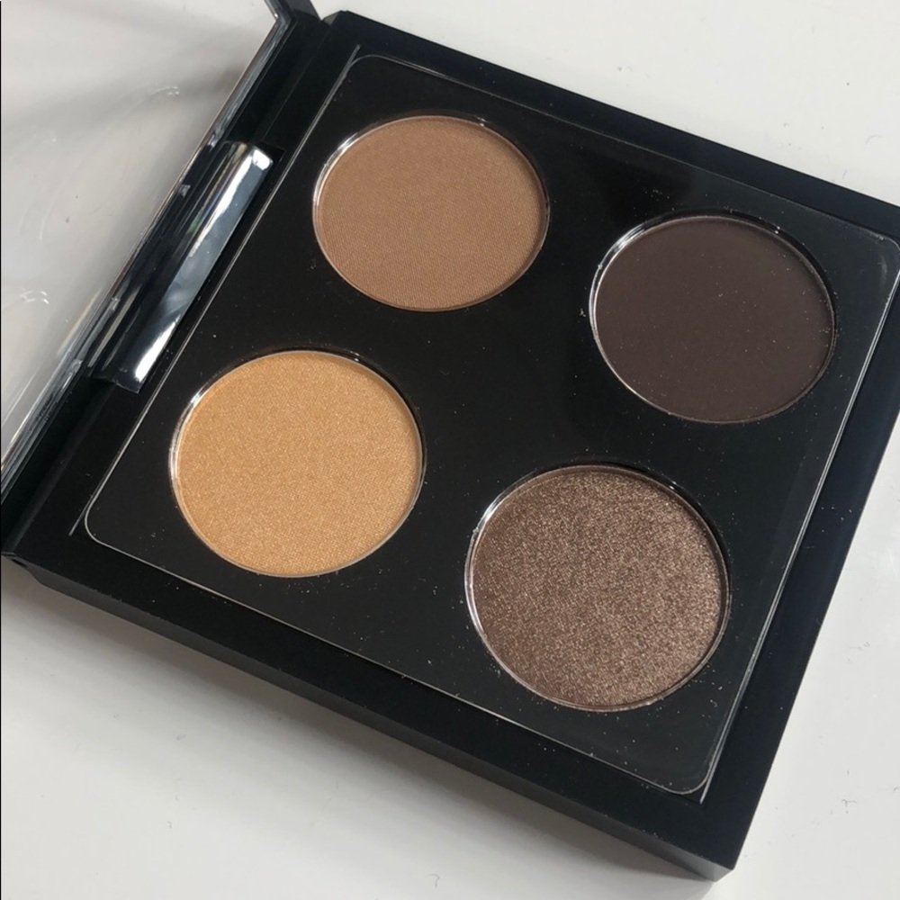 Mac limited edition eyeshadow quad (Mariah)